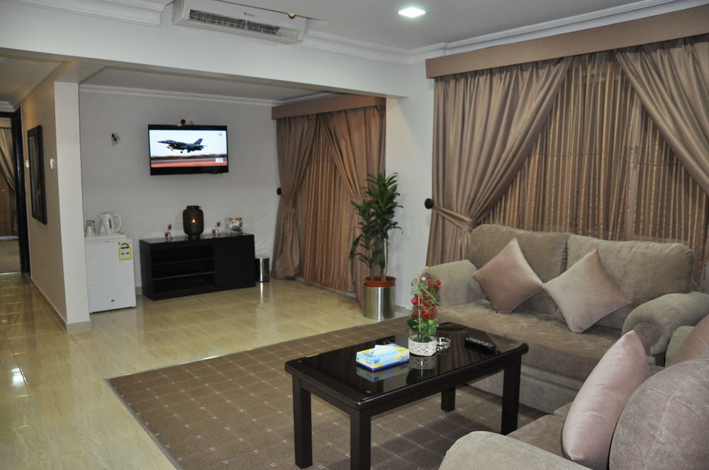 Hotel Oyo 411 Moon Dammam